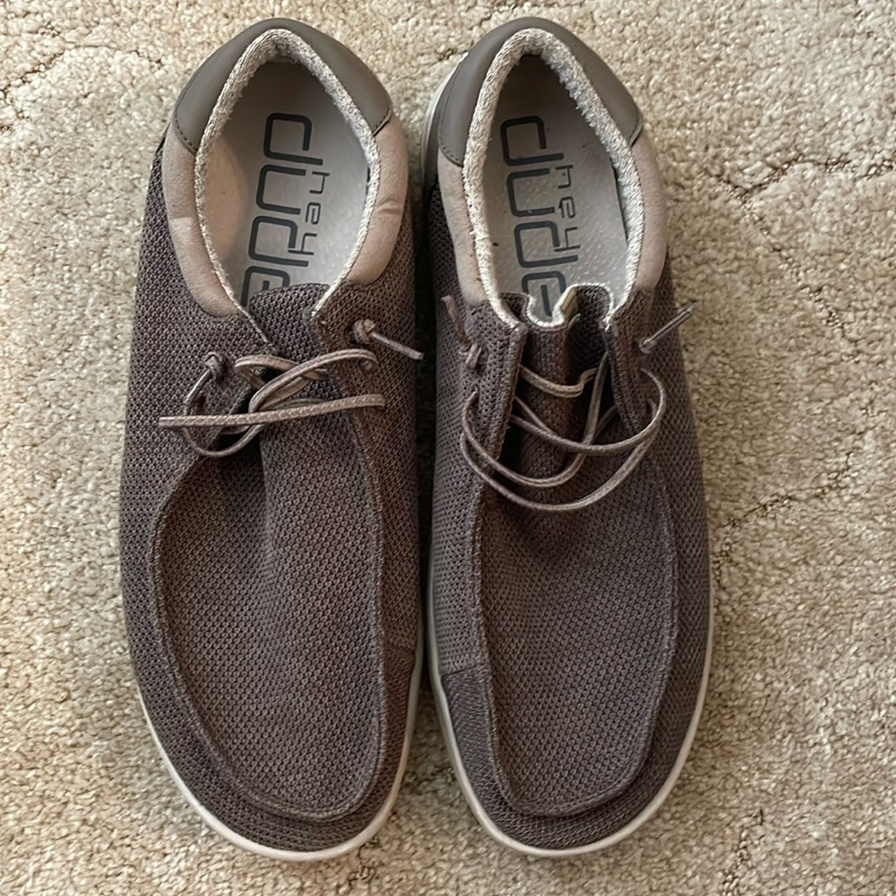 Hey dude size 15